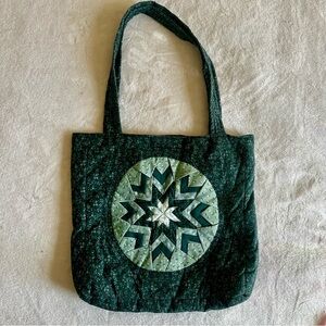 HANDMADE Green Gran Square Quilted Tote